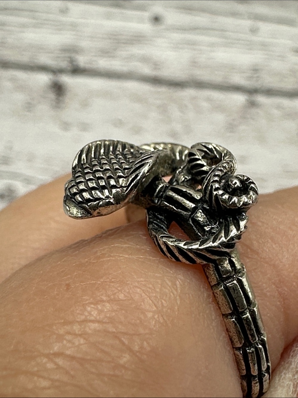 Antique-Style Silver Snake Wrap Ring -925